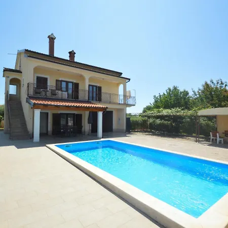 Kristina By Interhome Holiday home Visnjan