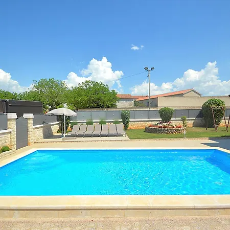 Holiday home Kristina By Interhome Visnjan