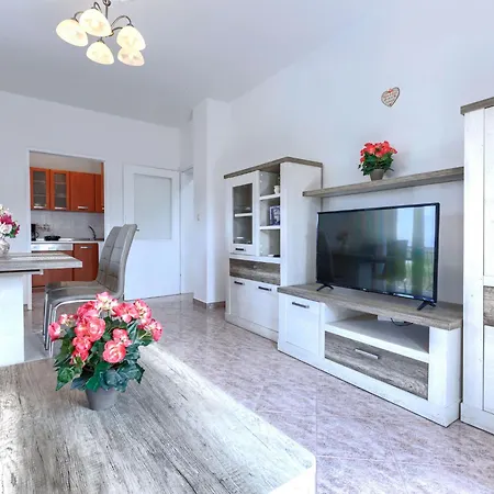Kristina By Interhome *